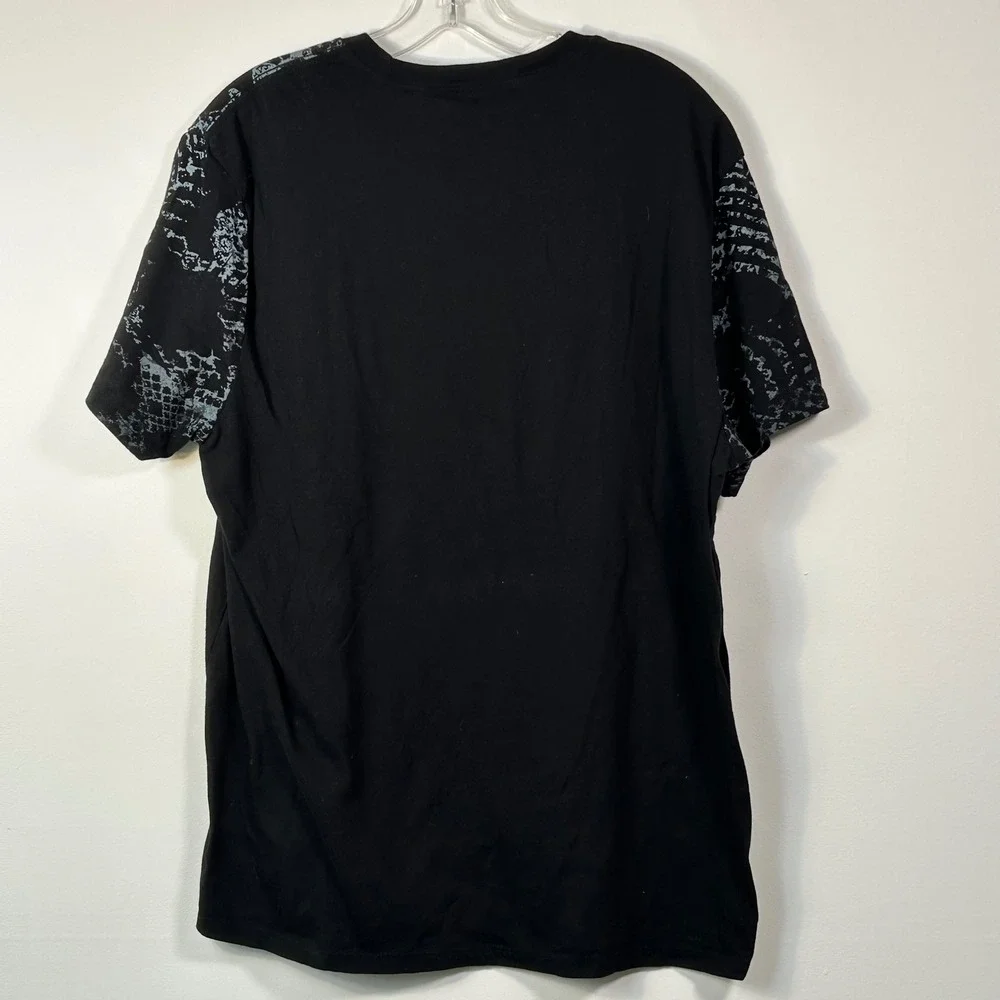 Guess Los Angeles Black Panther Graphic T Shirt Studded Logo XXL Mens Black Tee - Picture 2 of 7